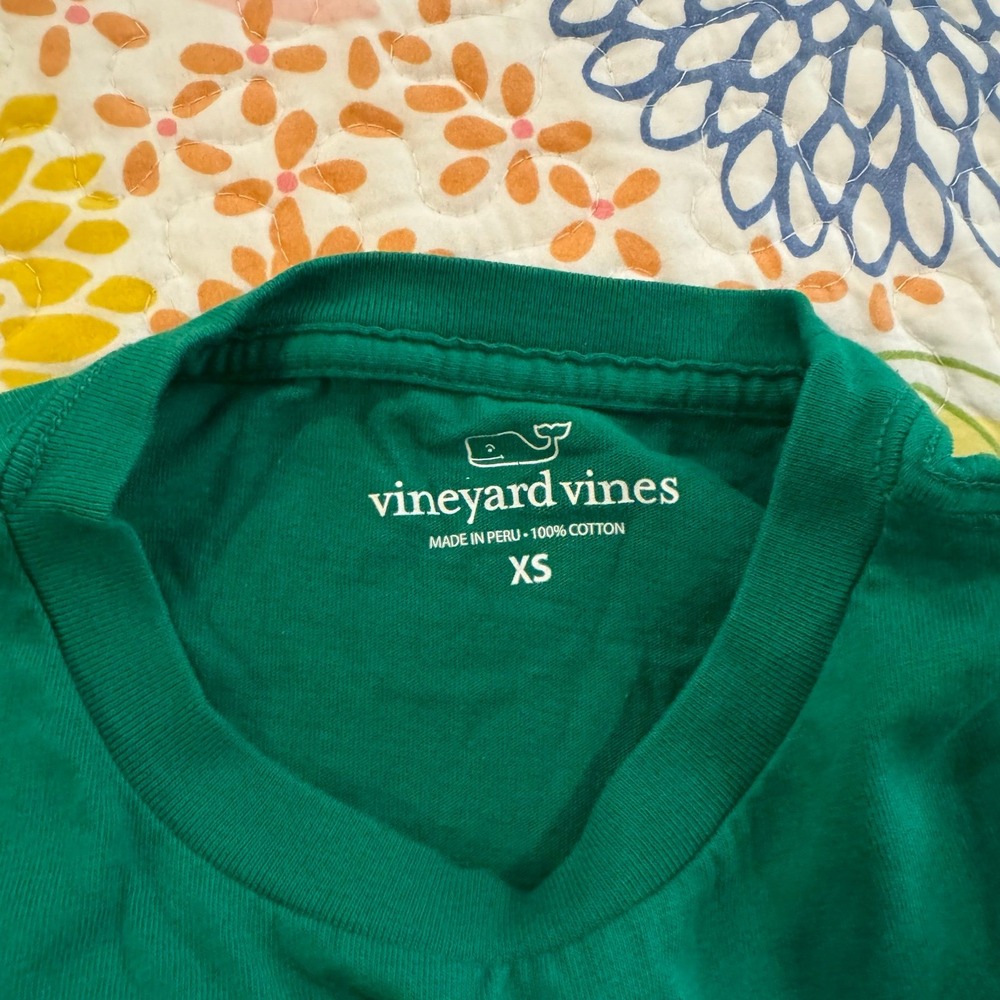 Xs long sleeve holiday vineyard vines long sleeve tshirt - Picture 3 of 4